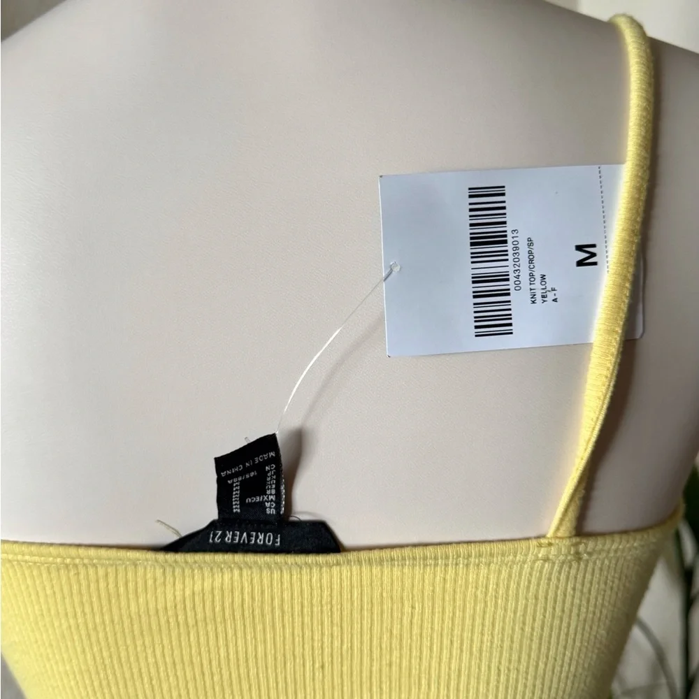 Yellow Ribbed Crop Top - Picture 3 of 3